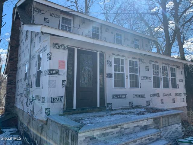 House for sale in Saratoga, New York