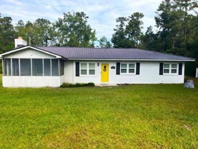 House for sale in Cades, South Carolina
