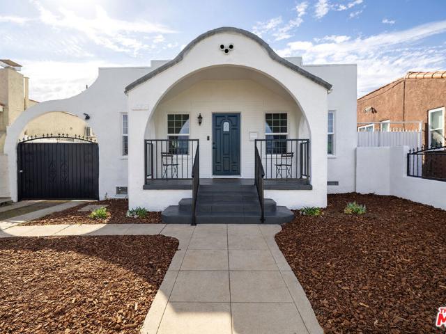 House for sale in Canoga Park, California