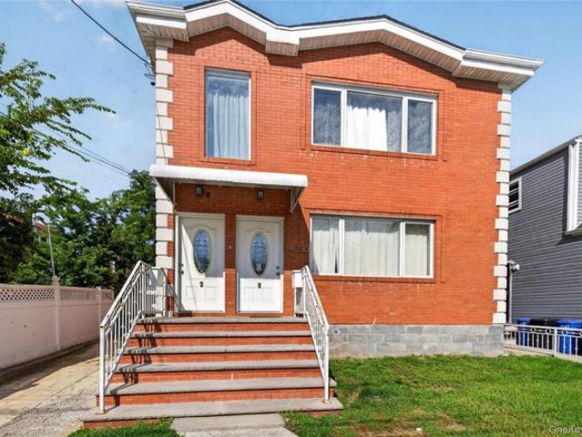 House for sale in Queens, Arverne