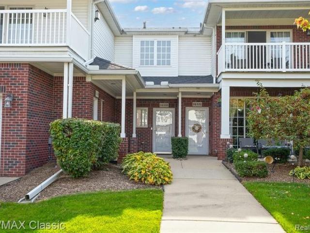 Townhouse for sale in Moravian Manor, Sterling Heights