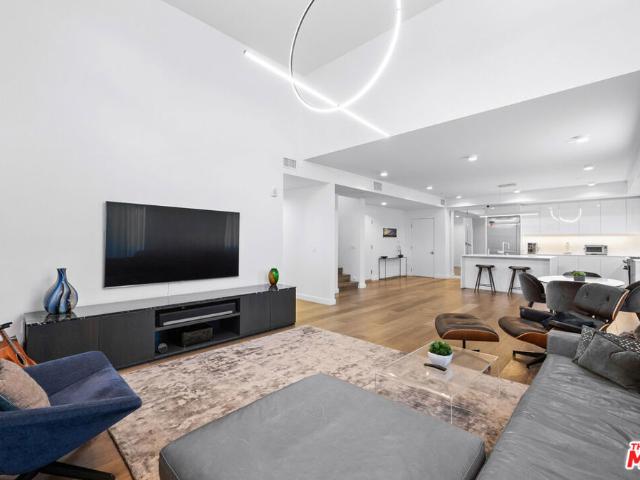 Condo for sale in Santa Monica