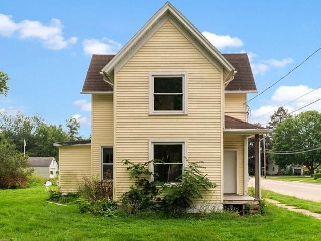 House for sale in Janesville, Wisconsin