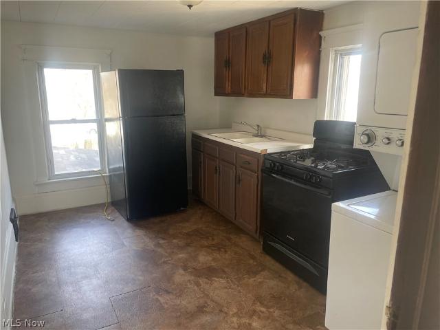 House for sale in Summit, Ohio