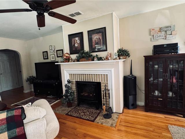 House for sale in Woodlawn, South Whitehall Township
