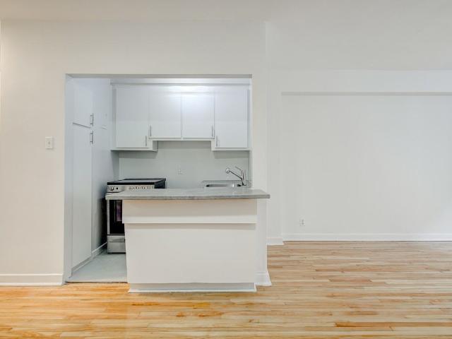 Apartment for rent in St. Leonard's, Quebec