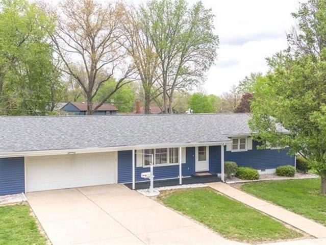 House for sale in Vandalia, Illinois