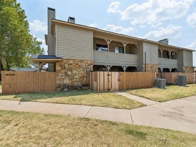 Condo for sale in Oklahoma City, Oklahoma