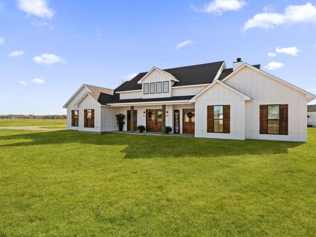 House for sale in Terrell, Texas