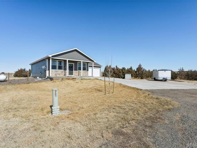 House for sale in Arapahoe, Colorado
