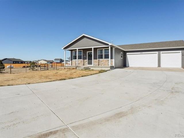House for sale in Arapahoe, Colorado