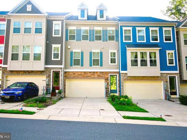 Townhouse for sale in Gambrills, Maryland