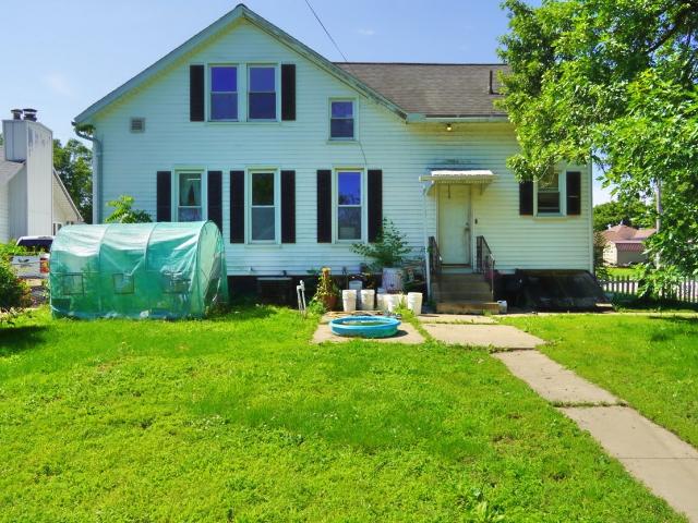 House for sale in Ottawa, Illinois