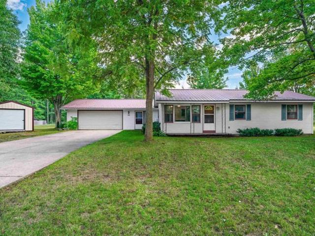House for sale in Kalkaska, Kalkaska County