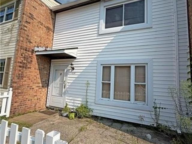 Townhouse for sale in Virginia