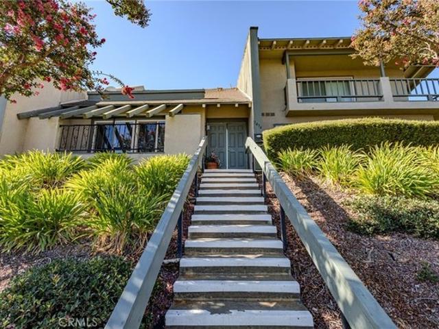 Condo for sale in Corona, California