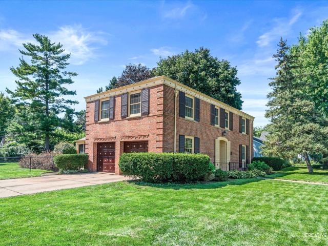 House for sale in Aurora, Illinois
