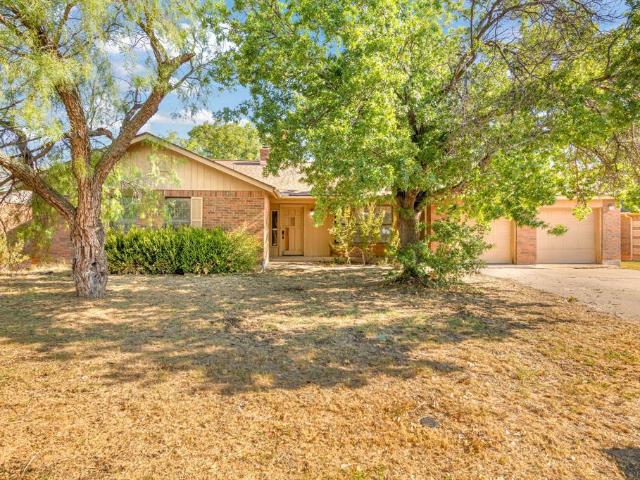 House for sale in Taylor, Texas