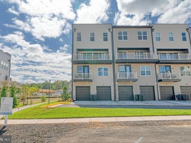 Condo for sale in Virginia