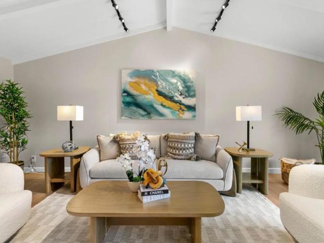 Condo for sale in Saratoga, California