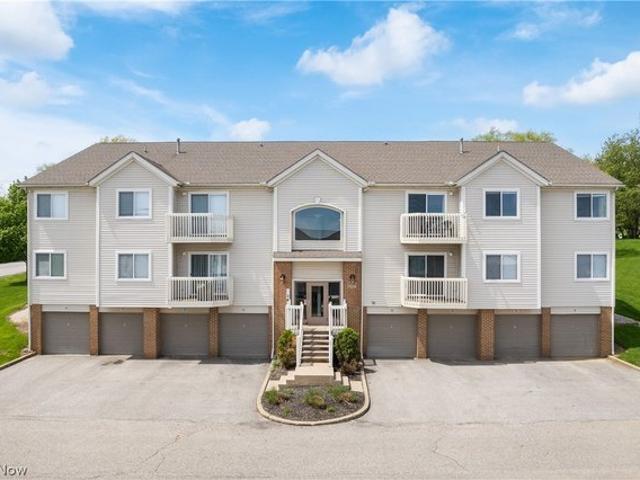 Condo for sale in Summit, Ohio