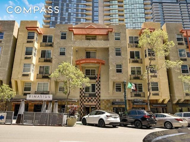 Townhouse for sale in San Diego