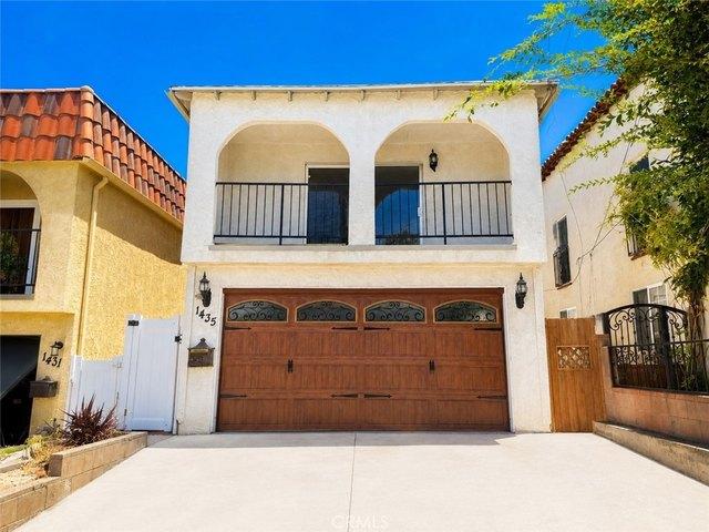 House for sale in Canoga Park, California