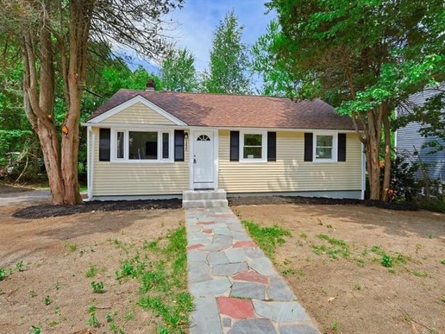House for sale in Braintree, Massachusetts