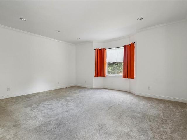 Condo for sale in Metairie, Louisiana