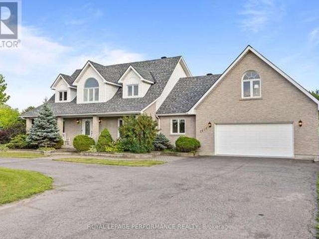 House for sale in Russell, Ontario