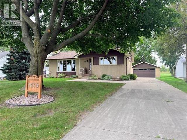House for sale in St. Clair, Ontario