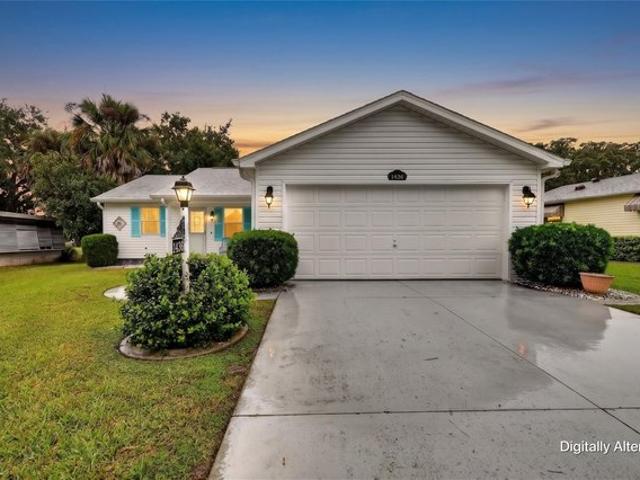 House for sale in Lady Lake, Lake County