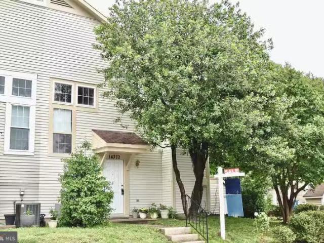 Condo for sale in Centreville