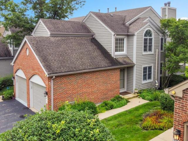 Condo for sale in Aurora, Illinois