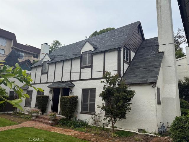 House for sale in Canoga Park, California