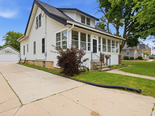 House for sale in Union Grove, Wisconsin