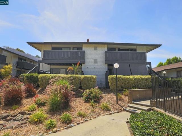 Condo for sale in Walnut Creek, California