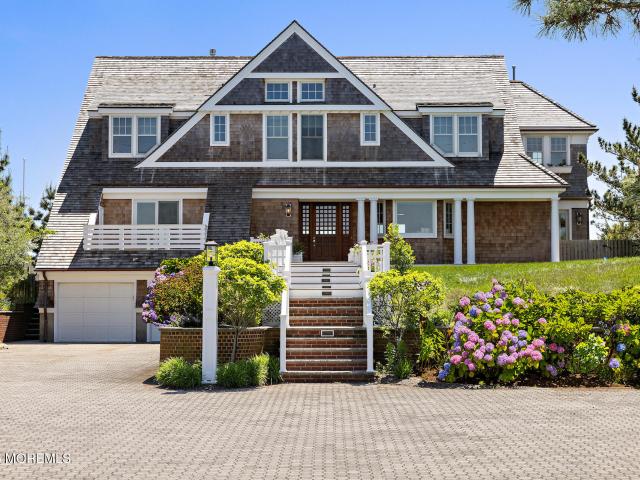 House for sale in Mantoloking, New Jersey