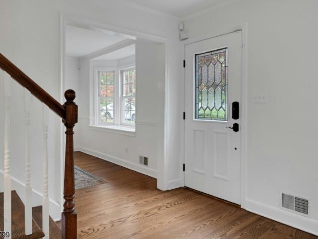 House for sale in Mountainside, New Jersey