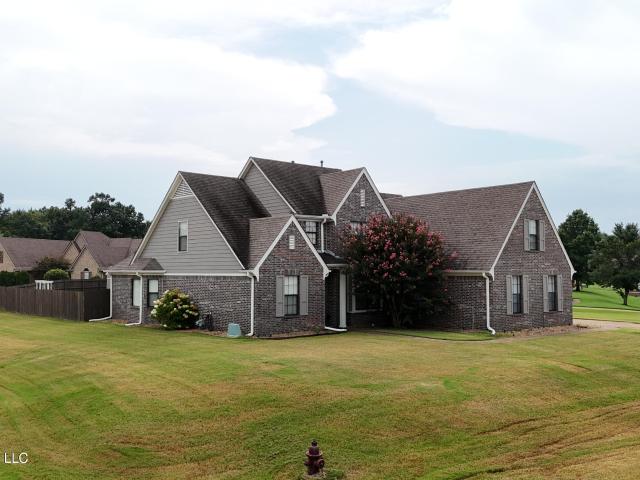 House for sale in Nesbit, Mississippi