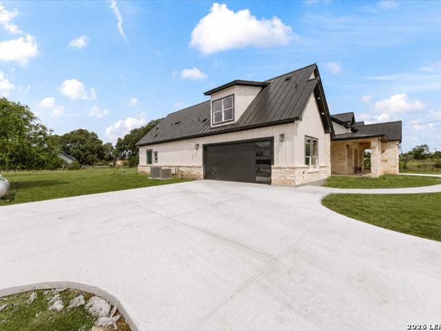 House for sale in Bandera, Texas