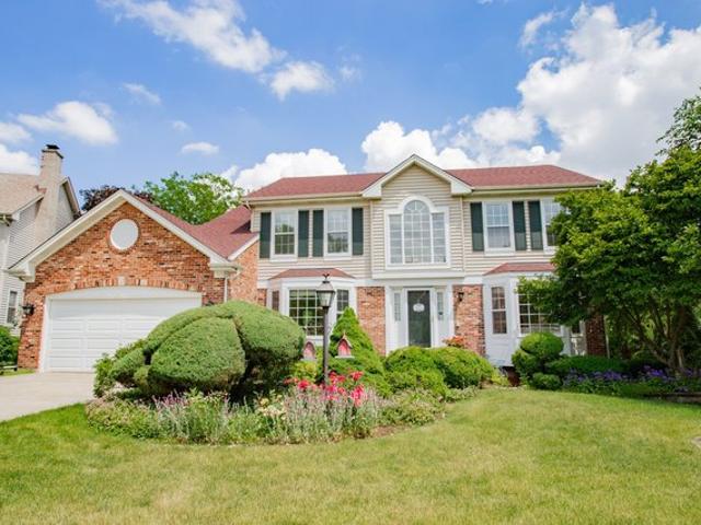 House for sale in Hoffman Estates, Illinois