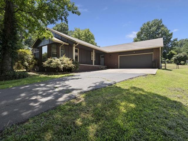 House for sale in Grove, Oklahoma