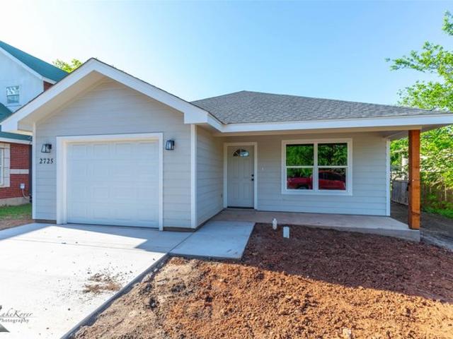 House for sale in Taylor, Texas