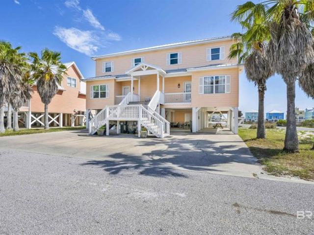 House for sale in Gulf Shores, Alabama