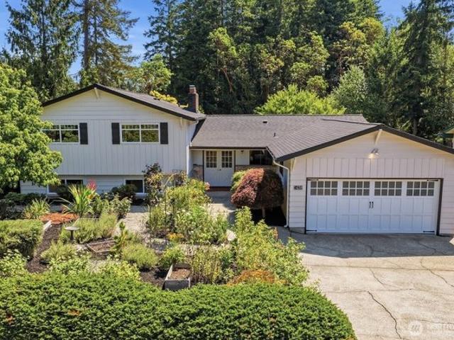 House for sale in Bellevue, Washington