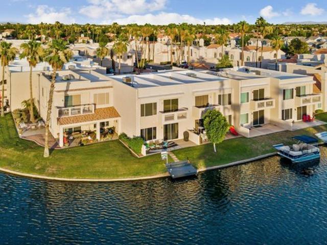 Townhouse for sale in Gilbert, Arizona