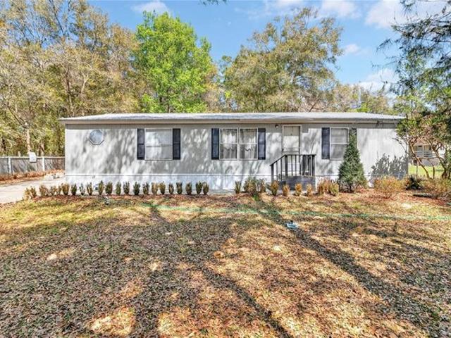 House for sale in Morriston, Florida