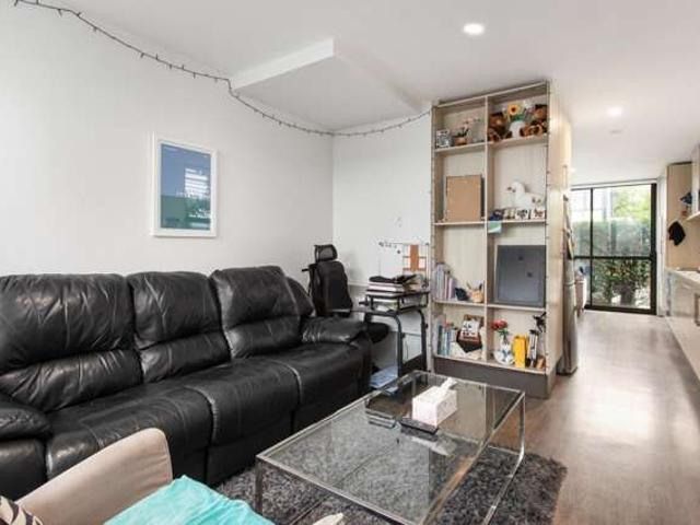 Apartment for sale in Heathcote, Canterbury