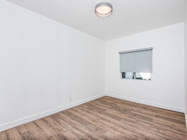 Apartment for rent in Canoga Park, California